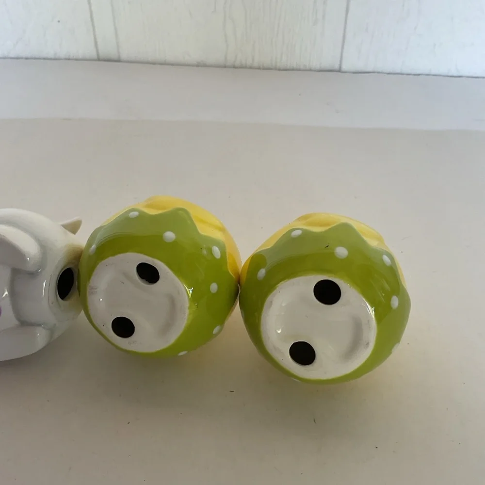 Pier 1 Spring Easter Place Card Hokders NWT
